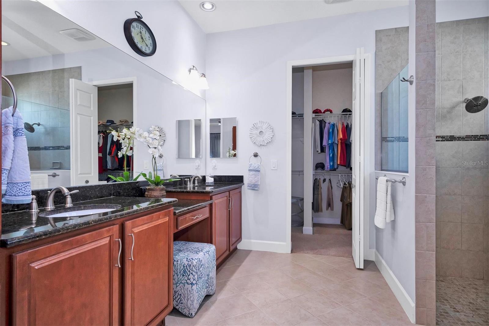 1647 EMERALD DUNES DR, SUN CITY CENTER, FL, 33573