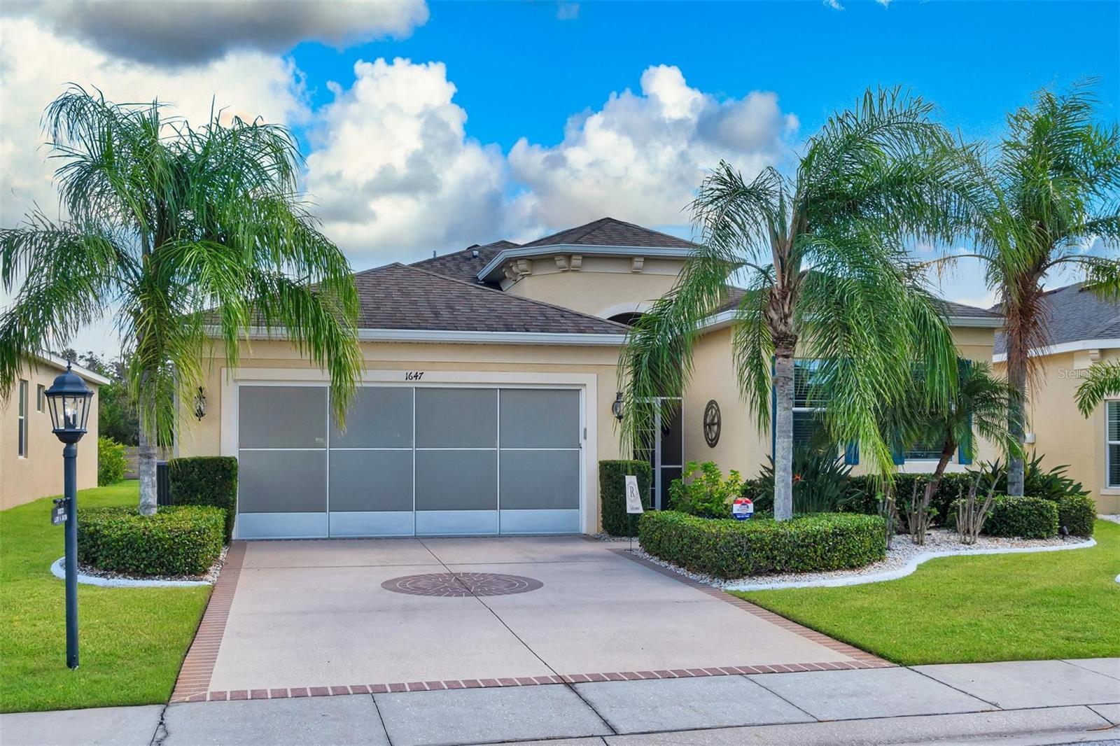 1647 EMERALD DUNES DR, SUN CITY CENTER, FL, 33573