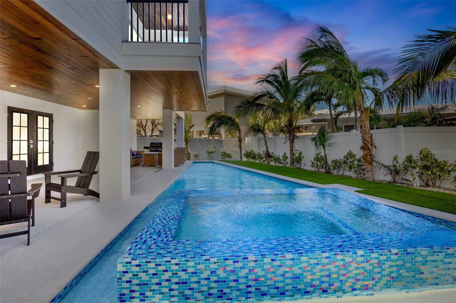243 S HARBOR DR, HOLMES BEACH, FL, 34217