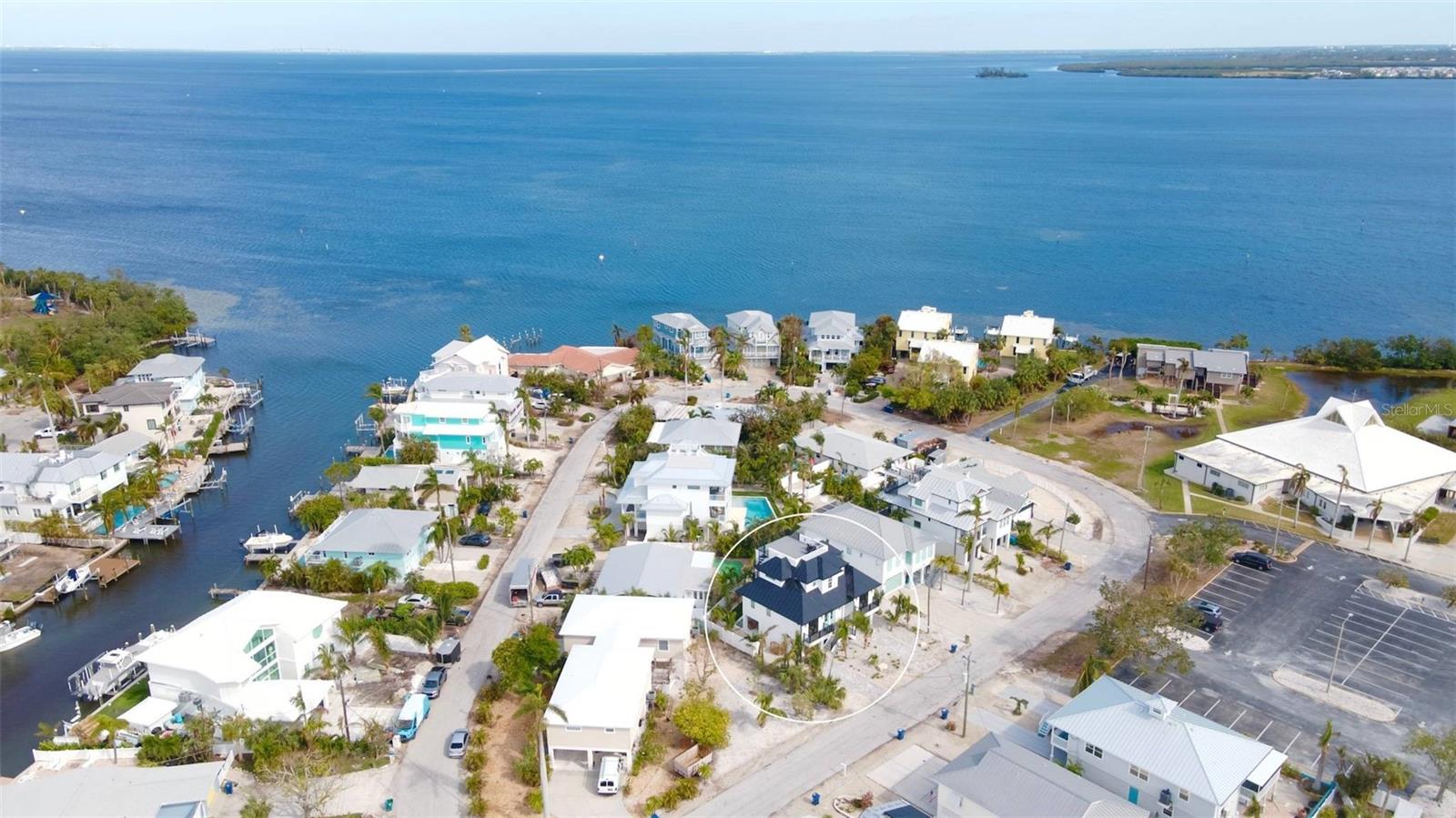 243 S HARBOR DR, HOLMES BEACH, FL, 34217