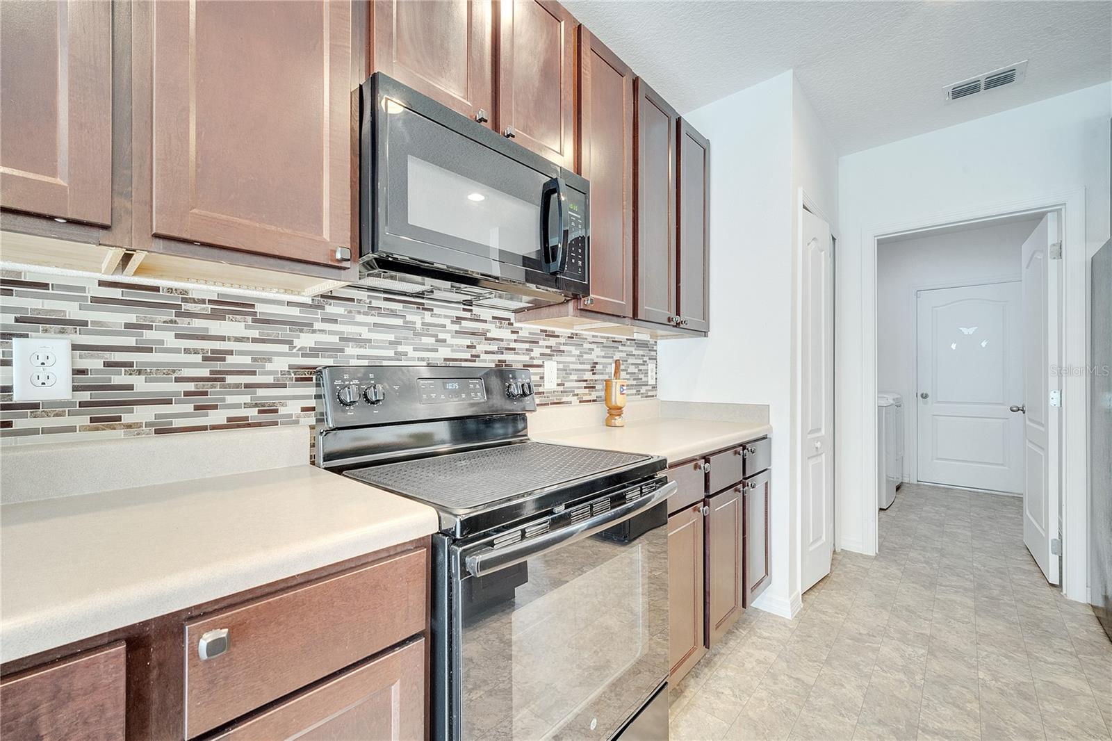 121 BIG BLACK DR, KISSIMMEE, FL, 34759