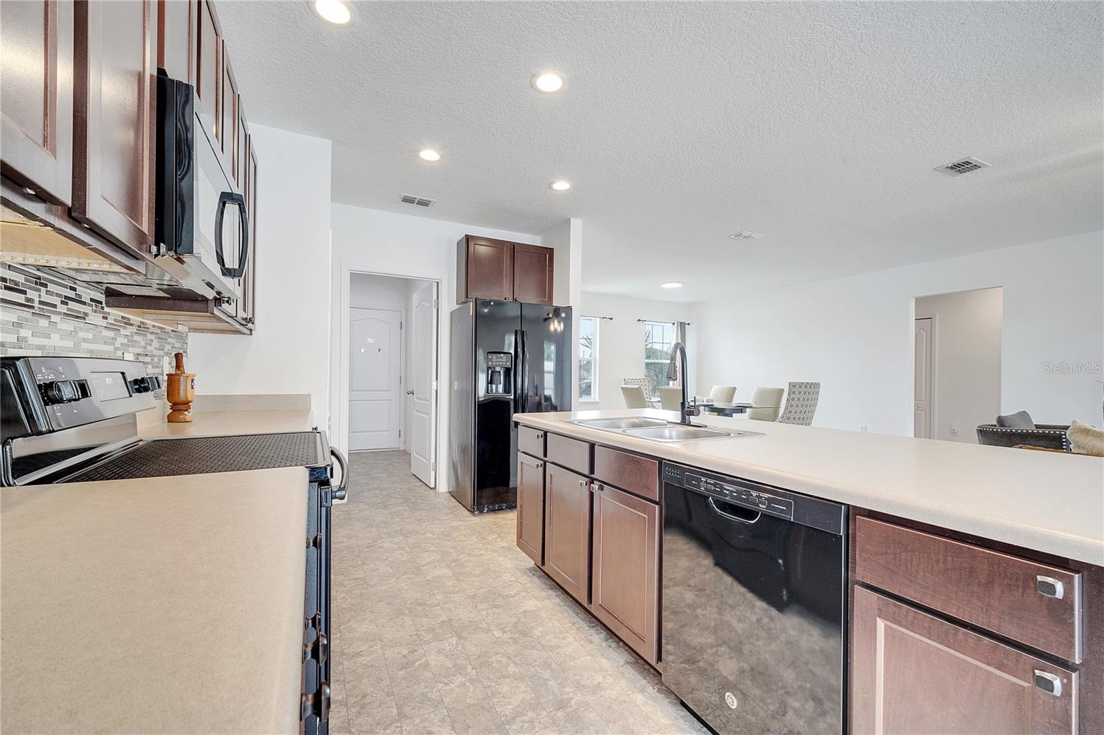 121 BIG BLACK DR, KISSIMMEE, FL, 34759