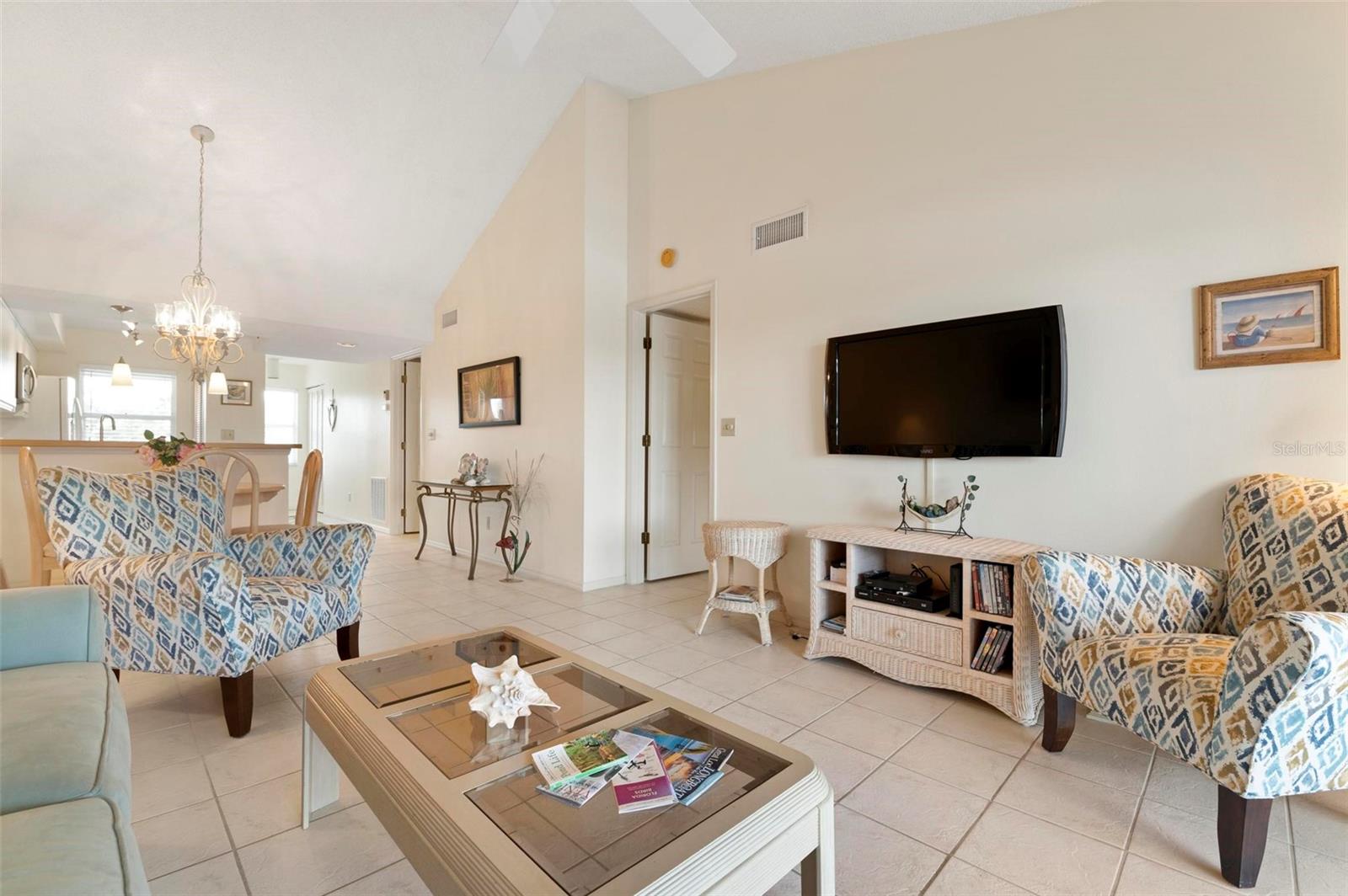 427 CERROMAR LN #456, VENICE, FL, 34293