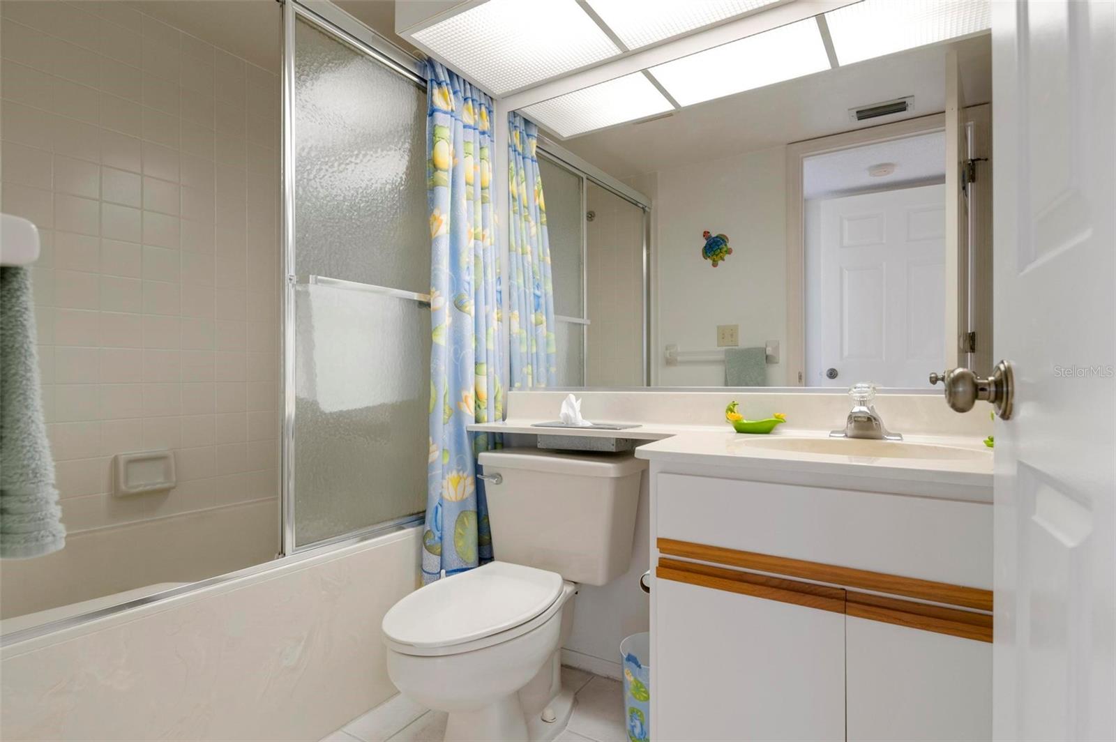 427 CERROMAR LN #456, VENICE, FL, 34293