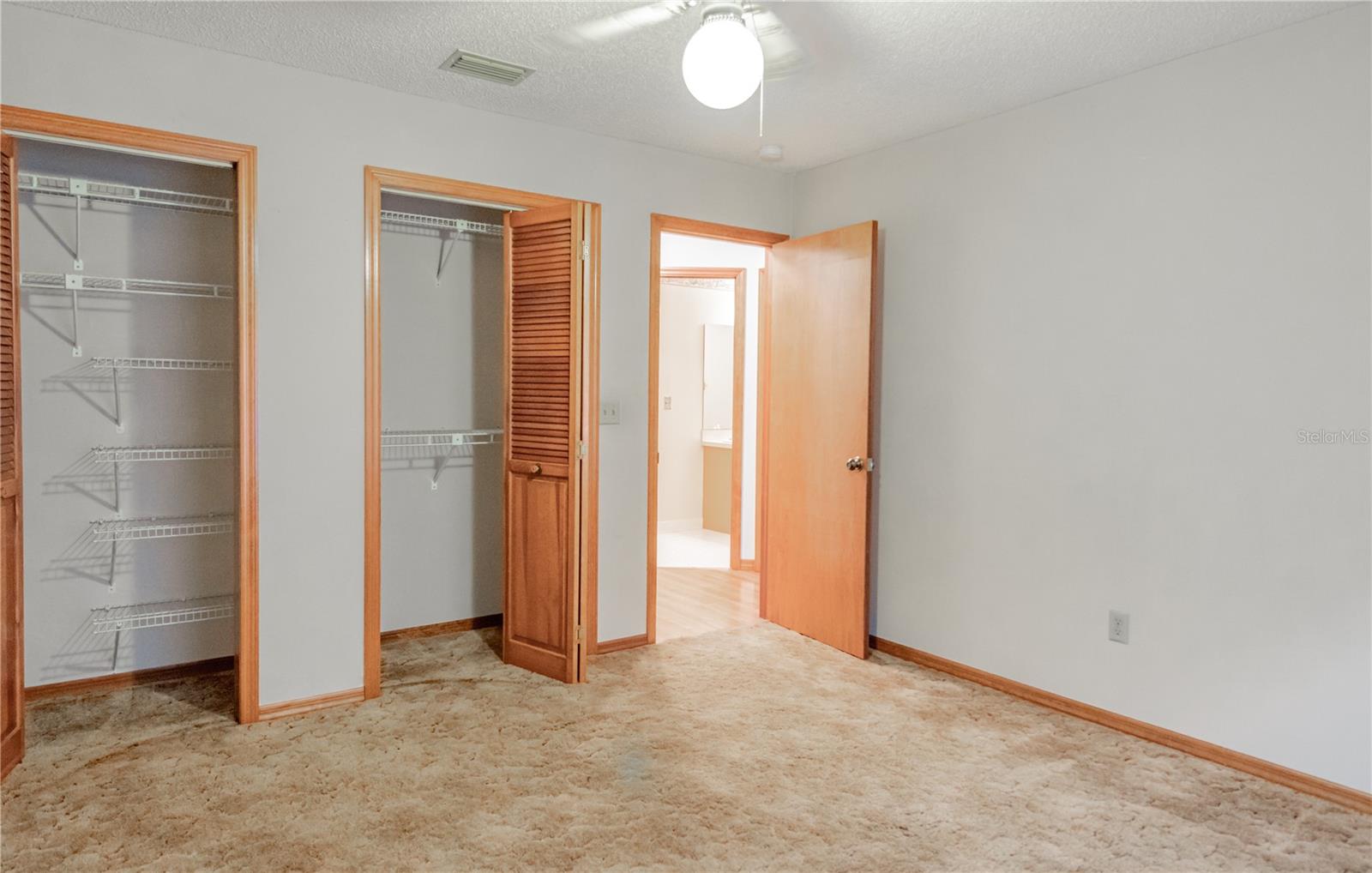 1900 FIREMENS LN, DELTONA, FL, 32738