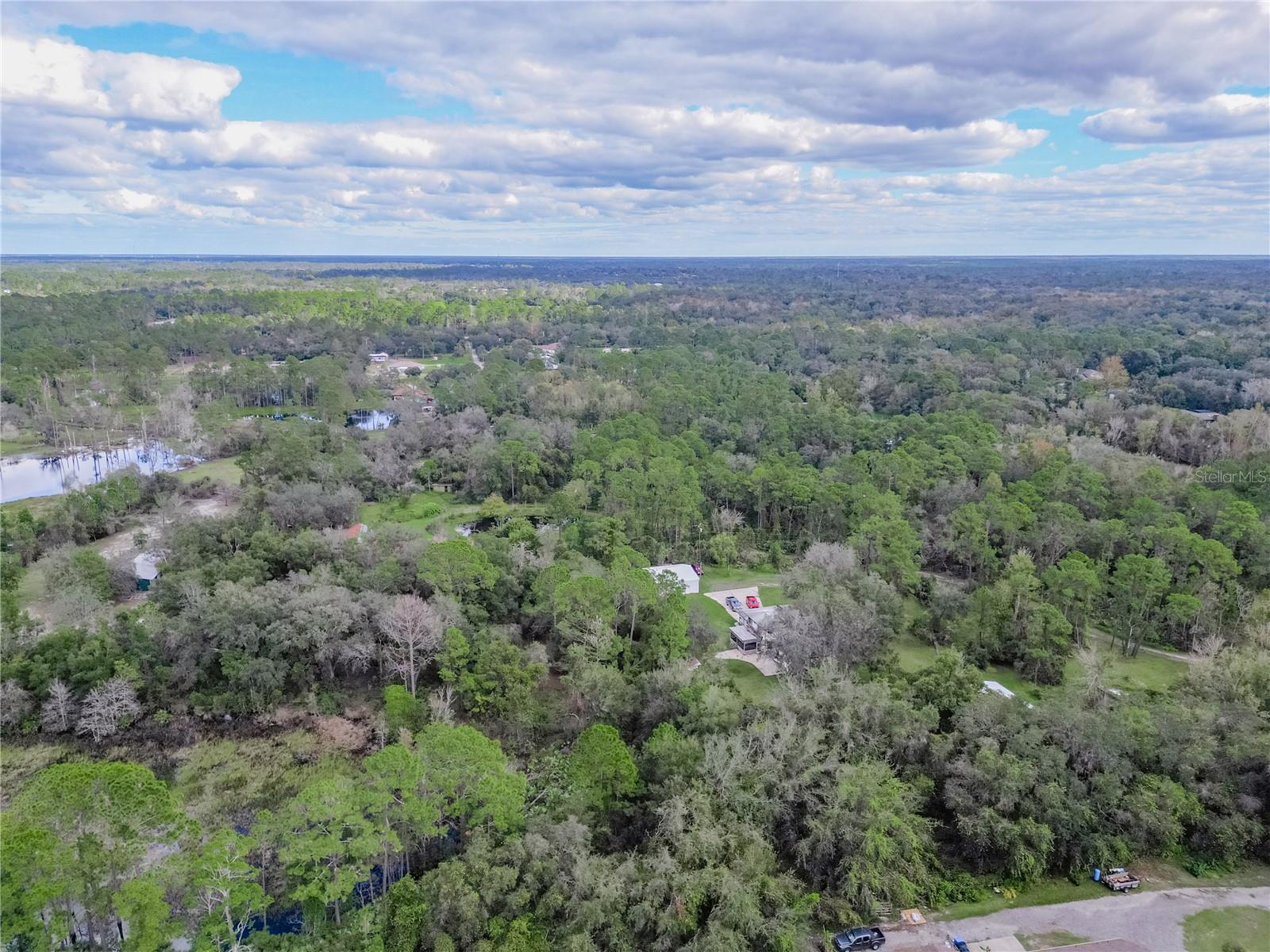 1900 FIREMENS LN, DELTONA, FL, 32738