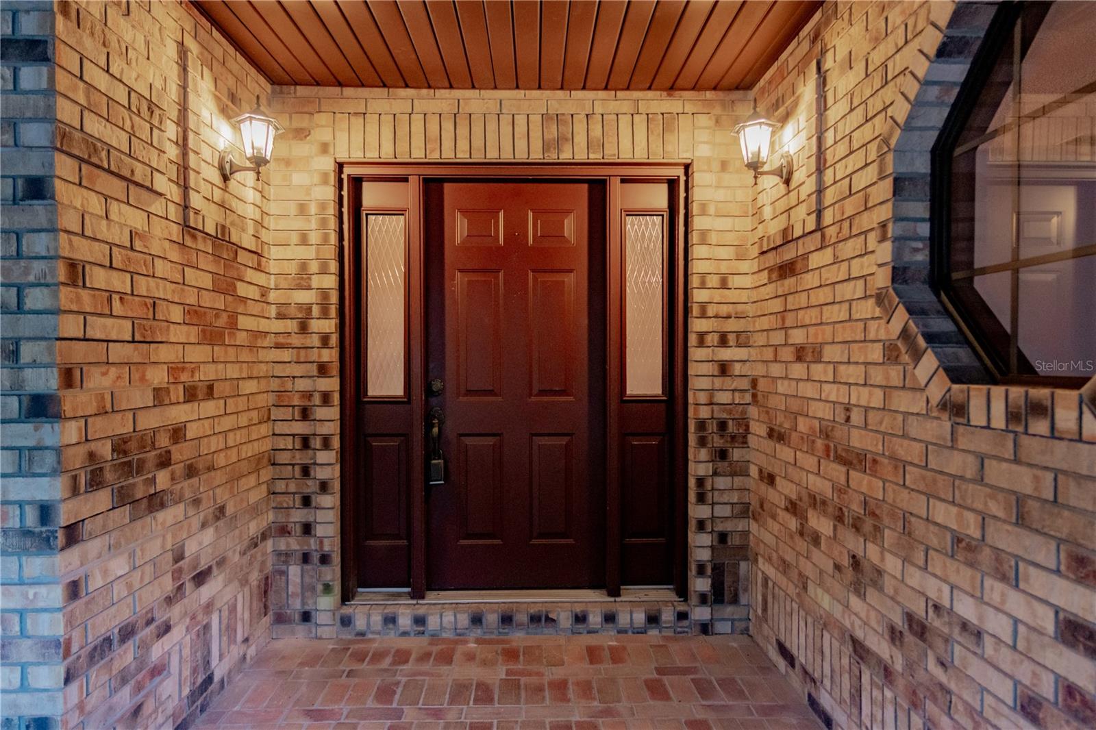 1900 FIREMENS LN, DELTONA, FL, 32738