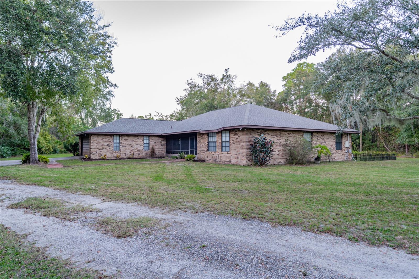 1900 FIREMENS LN, DELTONA, FL, 32738