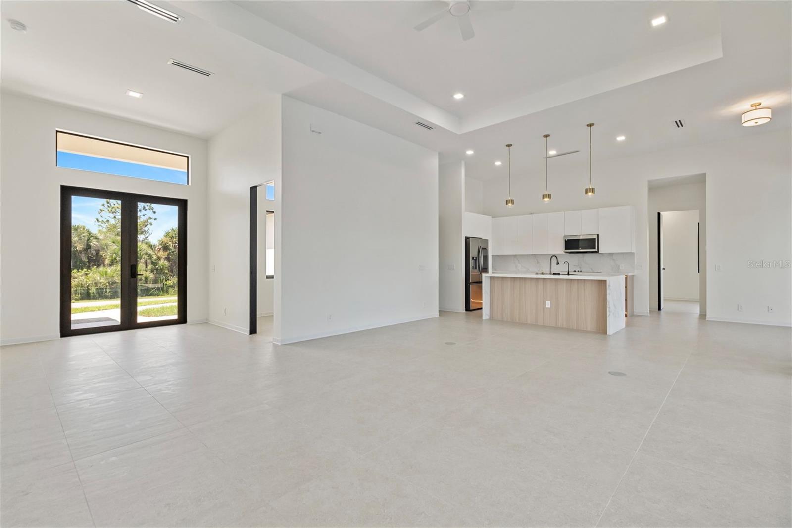 15048 HENNIPEN CIR, PORT CHARLOTTE, FL, 33981