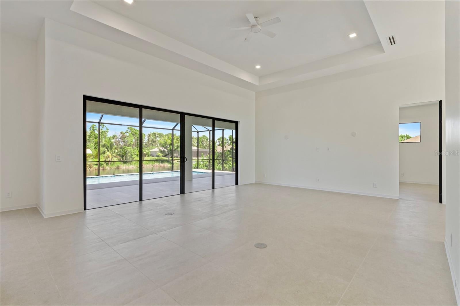 15048 HENNIPEN CIR, PORT CHARLOTTE, FL, 33981