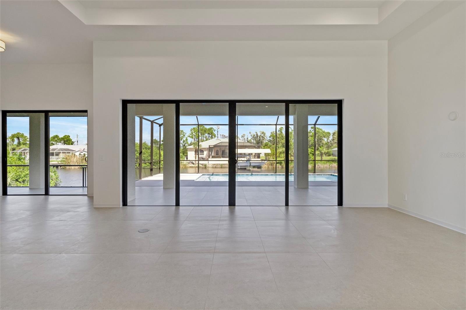 15048 HENNIPEN CIR, PORT CHARLOTTE, FL, 33981