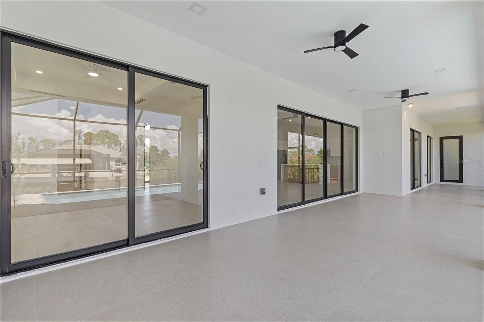 15048 HENNIPEN CIR, PORT CHARLOTTE, FL, 33981