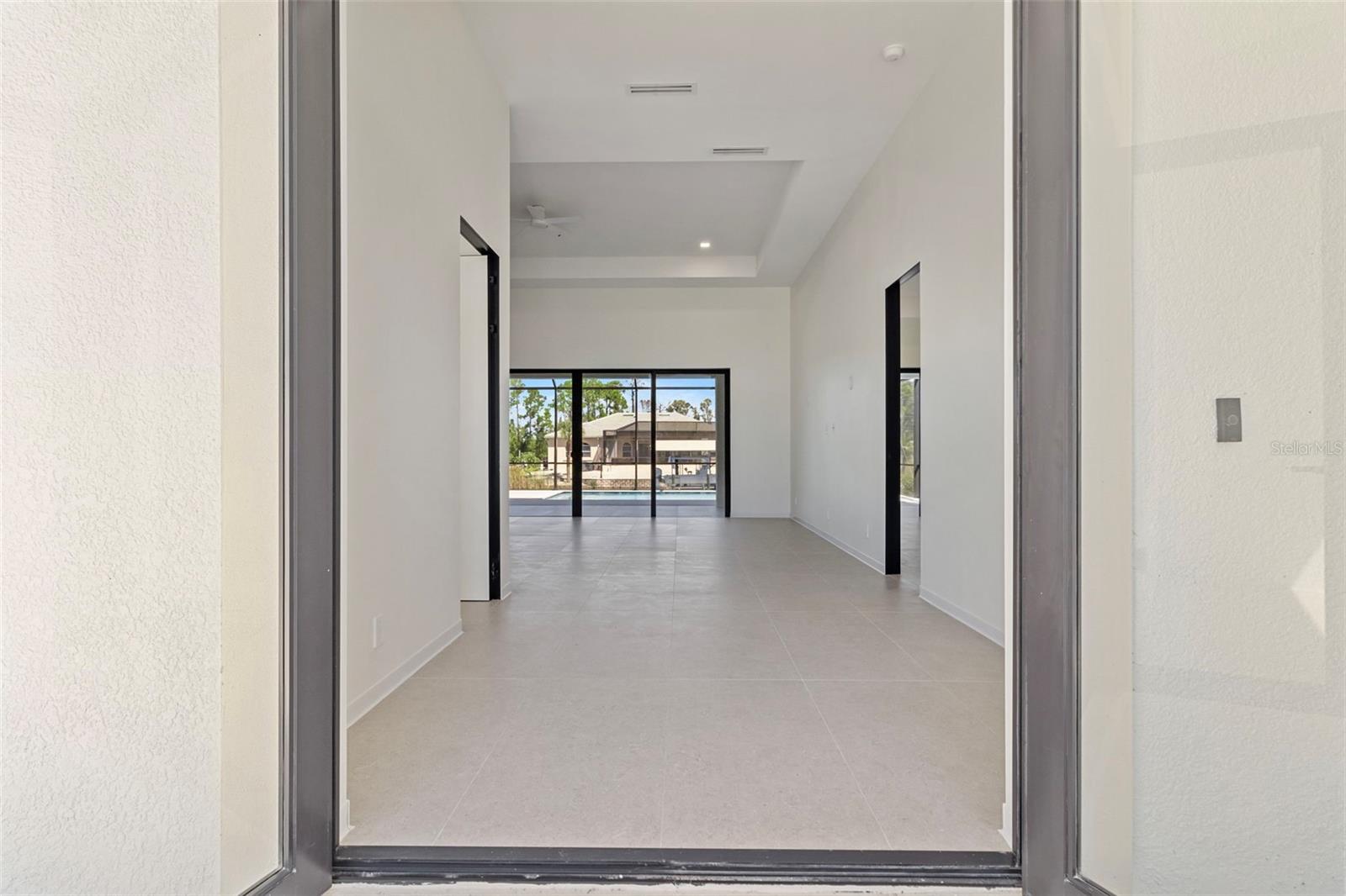 15048 HENNIPEN CIR, PORT CHARLOTTE, FL, 33981