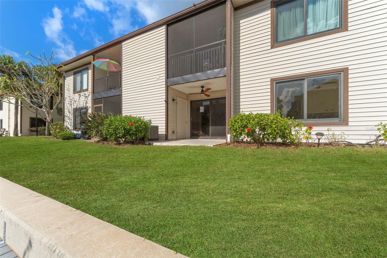 356 MOORINGS COVE DR #356, TARPON SPRINGS, FL, 34689