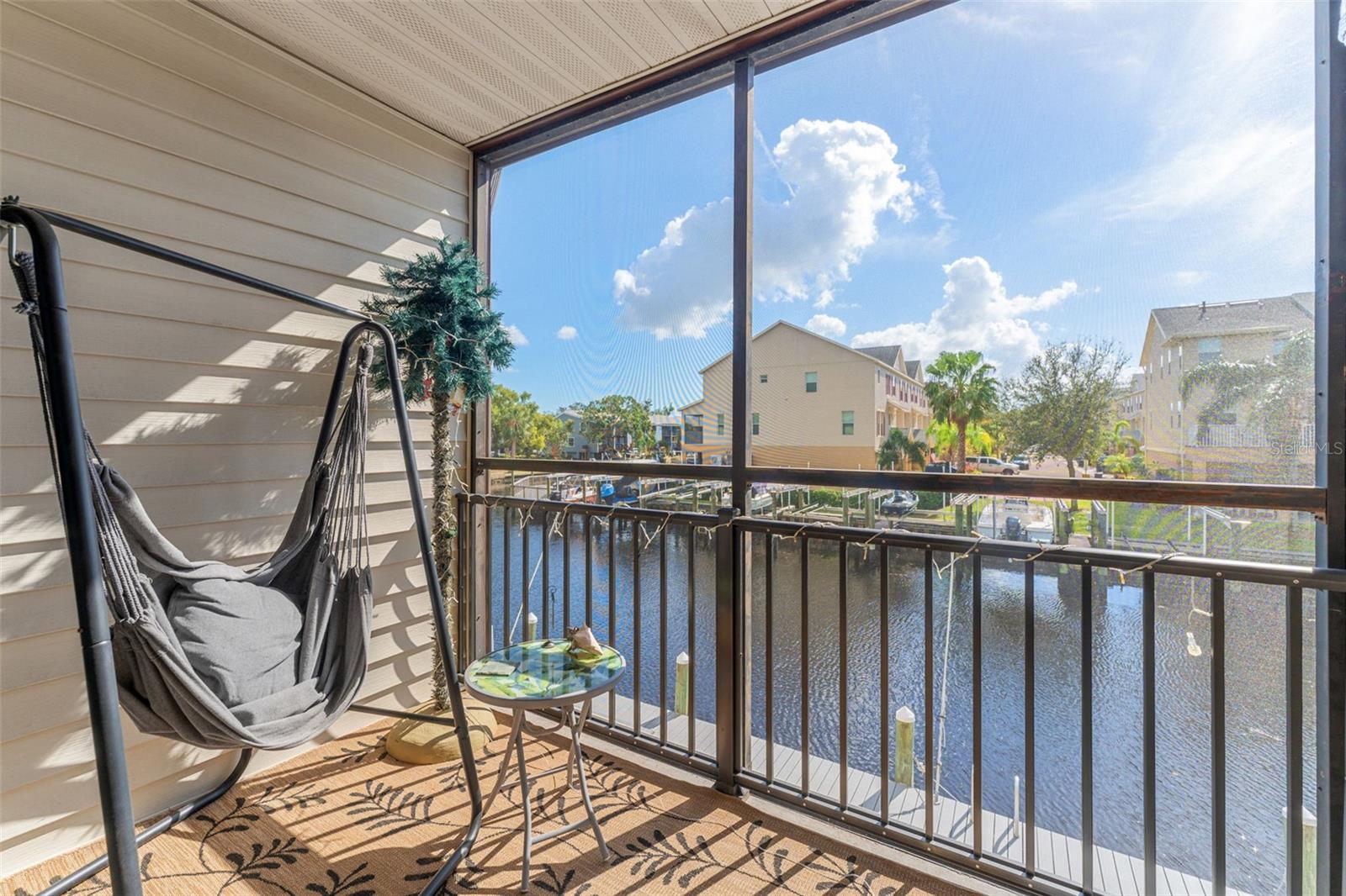 356 MOORINGS COVE DR #356, TARPON SPRINGS, FL, 34689
