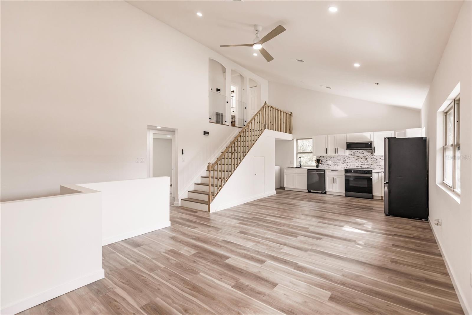 21048 PEACHLAND BLVD, PORT CHARLOTTE, FL, 33954