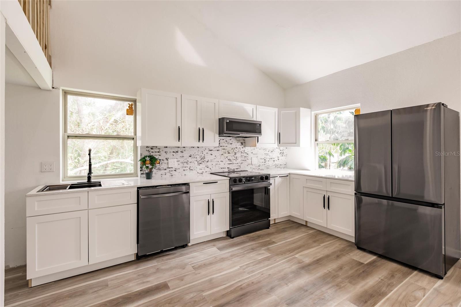 21048 PEACHLAND BLVD, PORT CHARLOTTE, FL, 33954