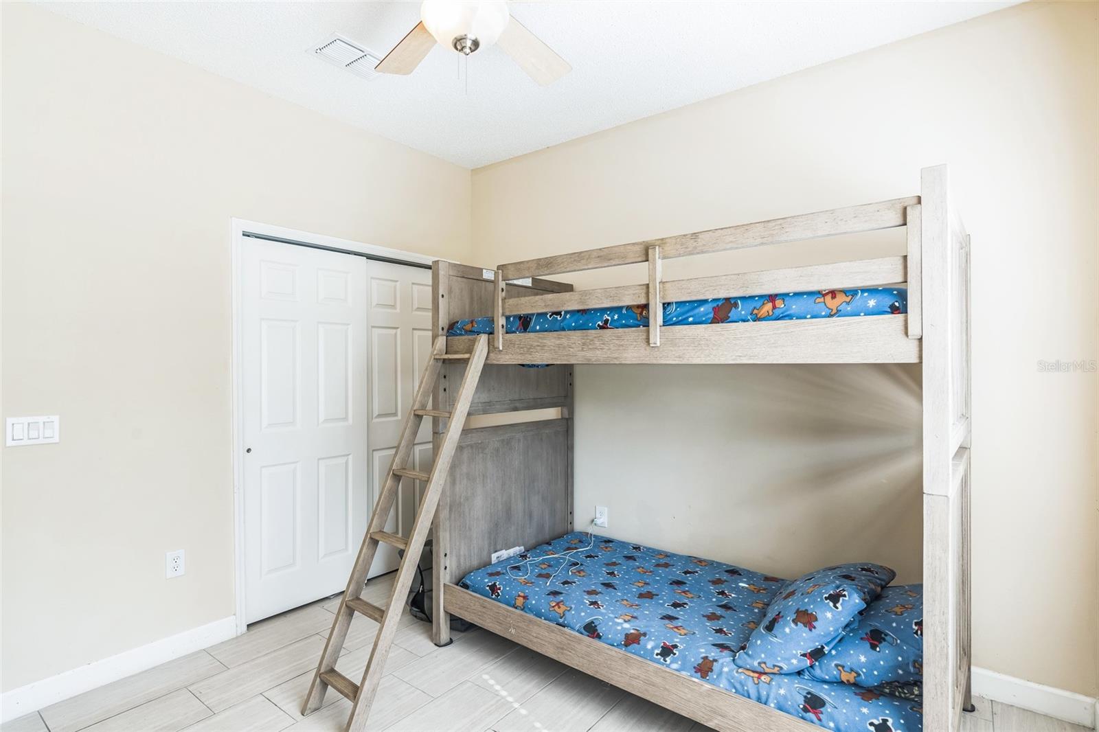 2047 ISLAND BROOK LN, ORLANDO, FL, 32824