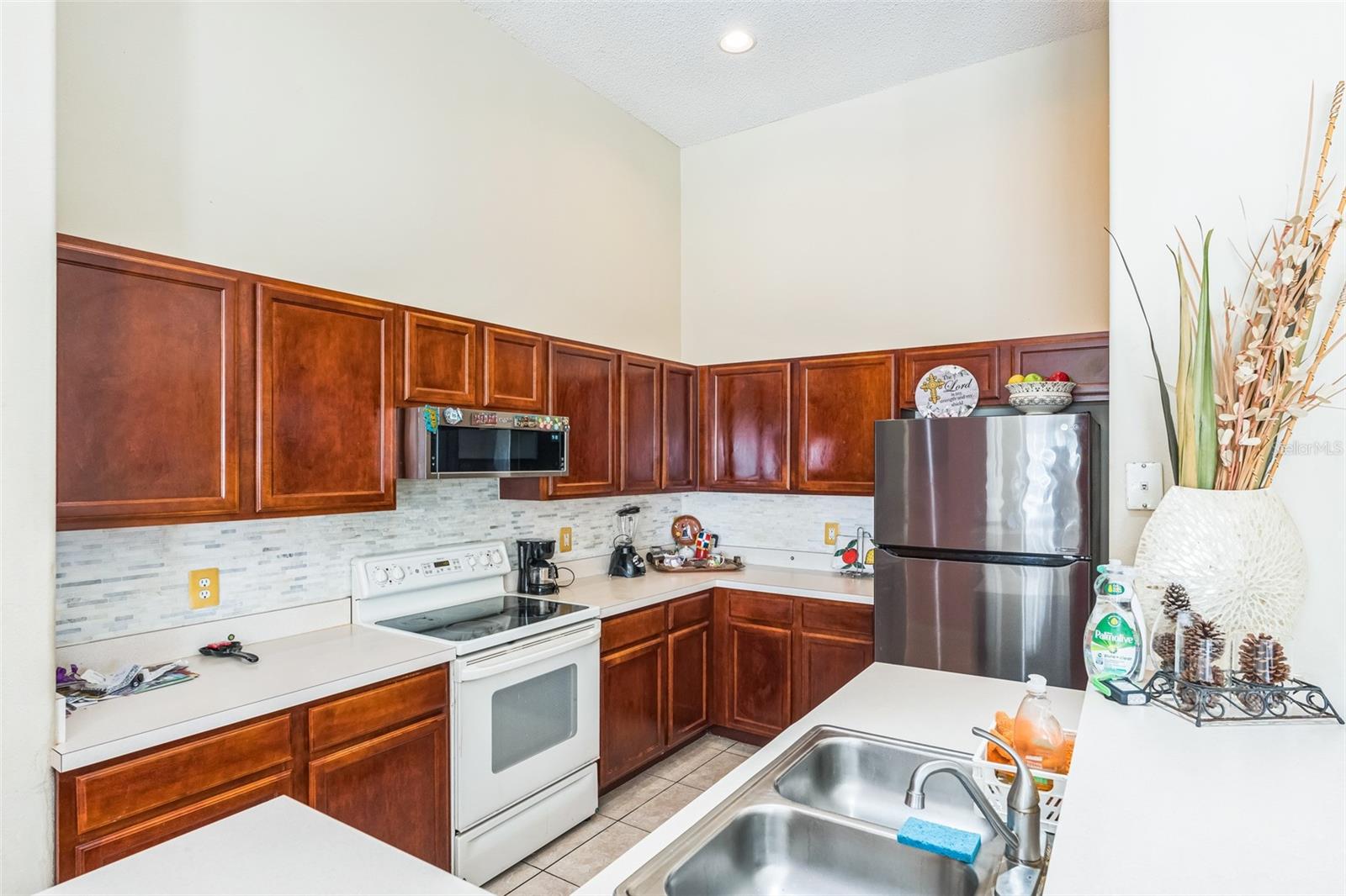 2047 ISLAND BROOK LN, ORLANDO, FL, 32824