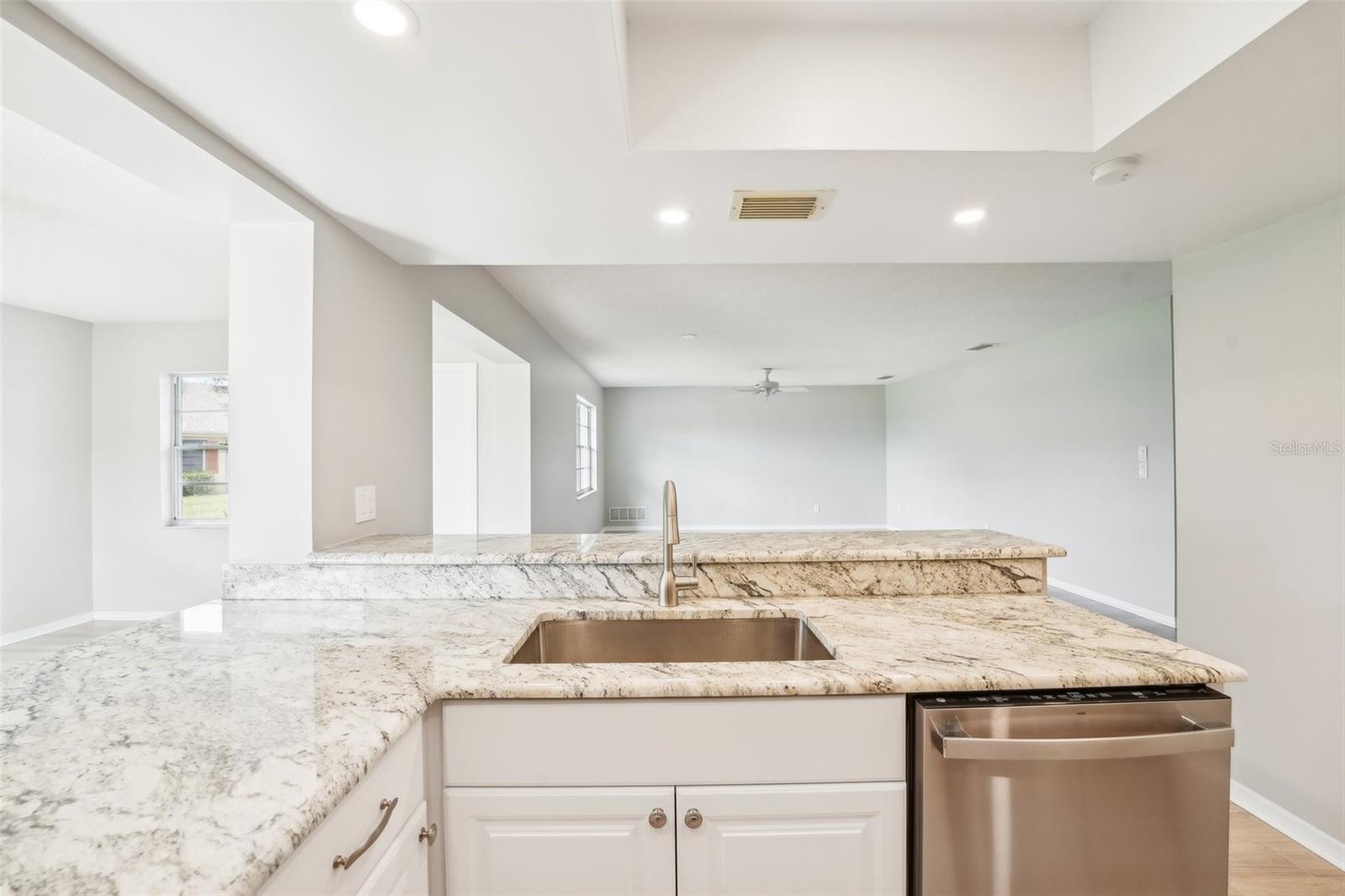 1214 HADDINGTON CIR #1214, SUN CITY CENTER, FL, 33573