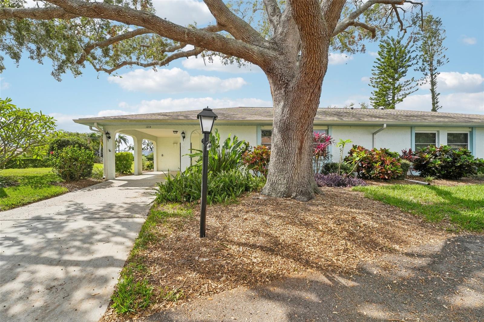 1214 HADDINGTON CIR #1214, SUN CITY CENTER, FL, 33573