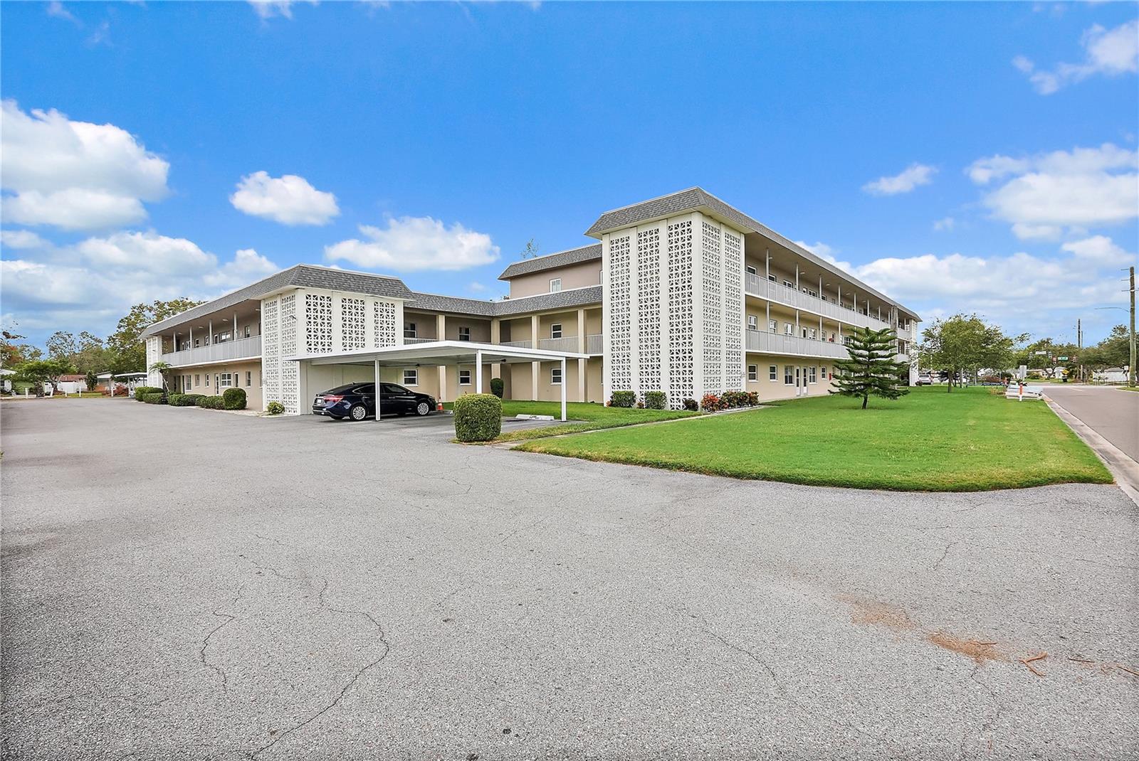 5720 13TH AVE N #203B, ST PETERSBURG, FL, 33710