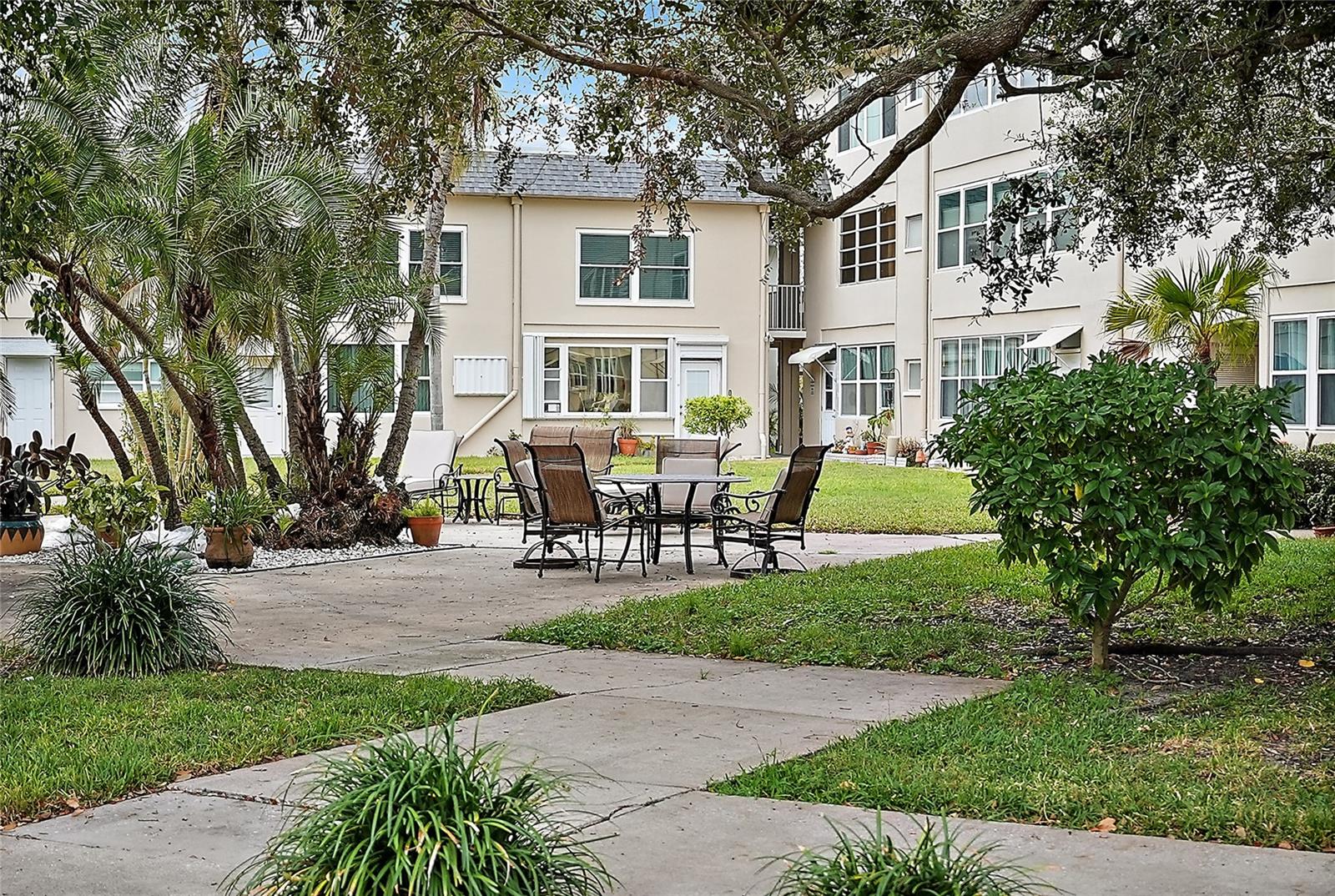 5720 13TH AVE N #203B, ST PETERSBURG, FL, 33710