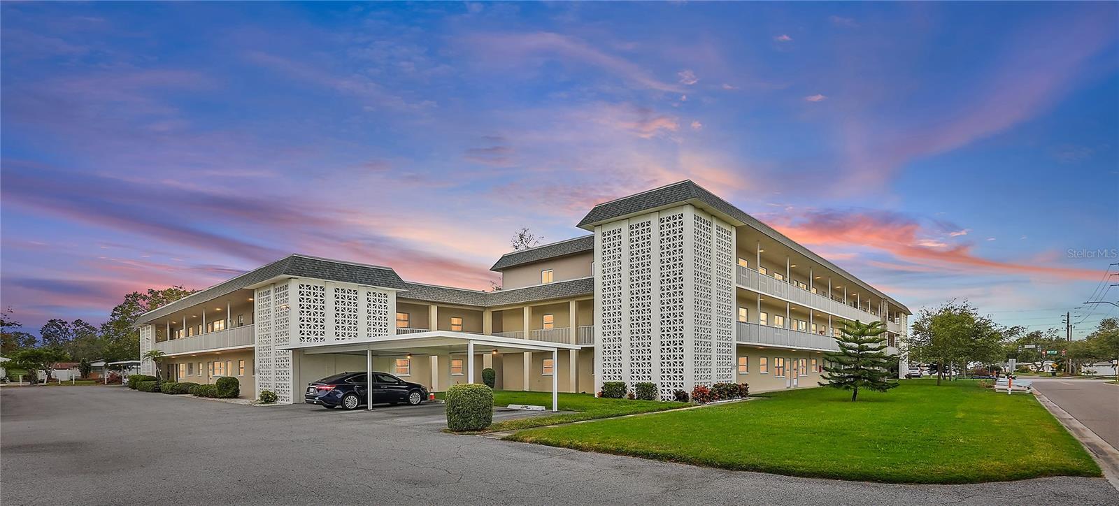 5720 13TH AVE N #203B, ST PETERSBURG, FL, 33710