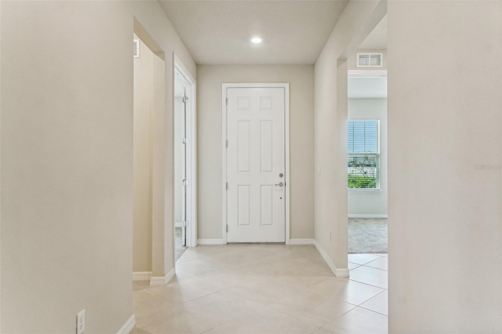 2695 HILLTOP LOOP, APOPKA, FL, 32712