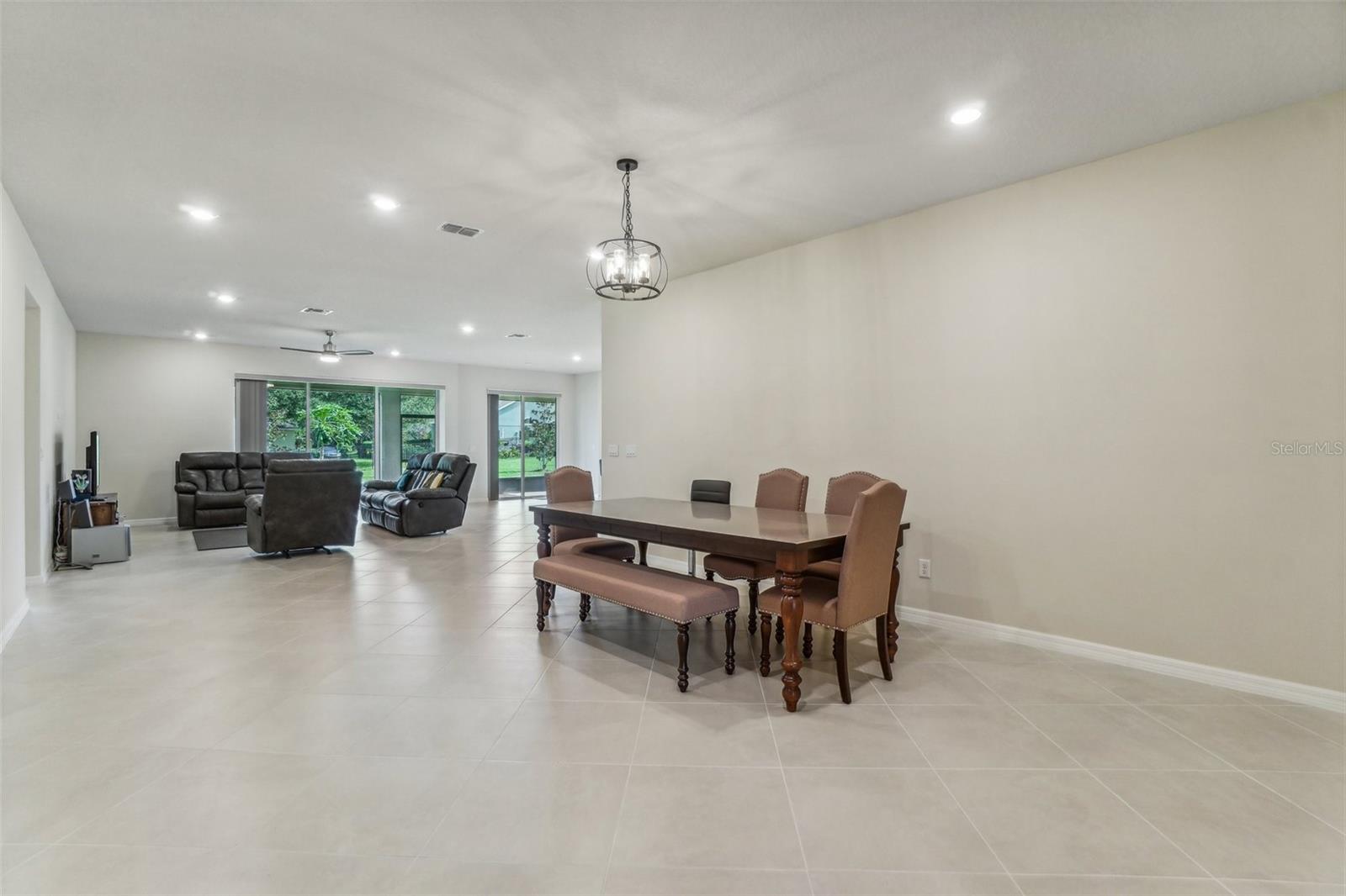 2695 HILLTOP LOOP, APOPKA, FL, 32712