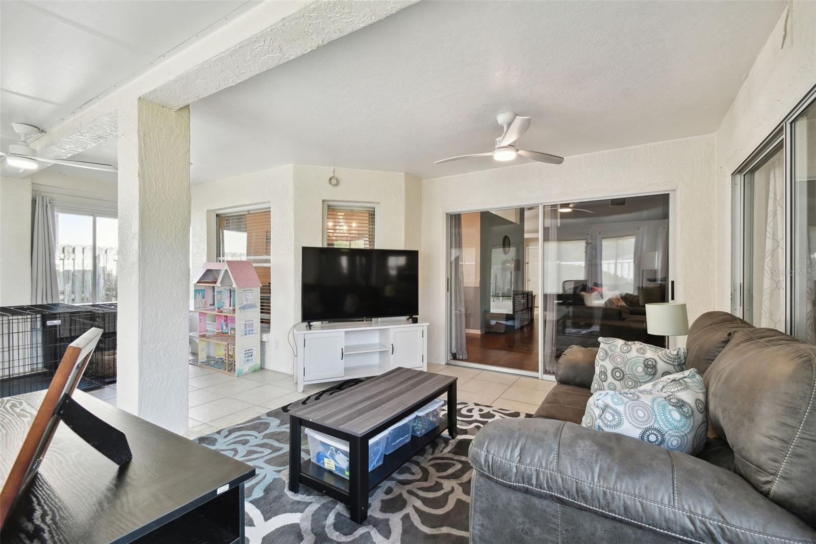 19606 MORDEN BLUSH DR, LUTZ, FL, 33558
