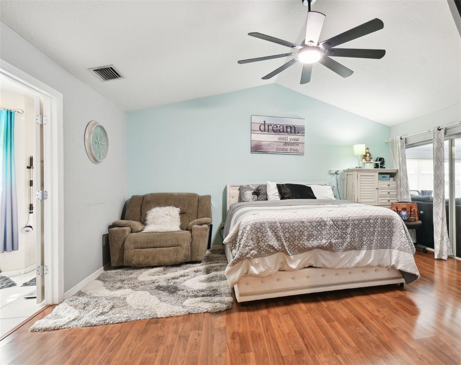 19606 MORDEN BLUSH DR, LUTZ, FL, 33558