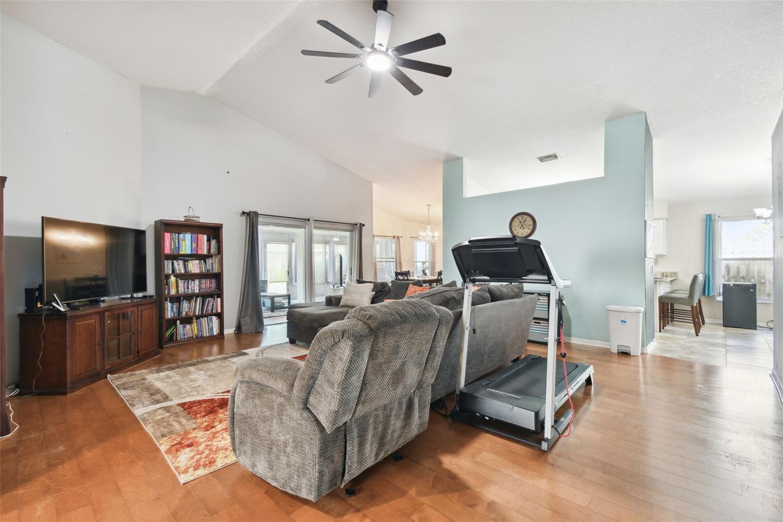 19606 MORDEN BLUSH DR, LUTZ, FL, 33558