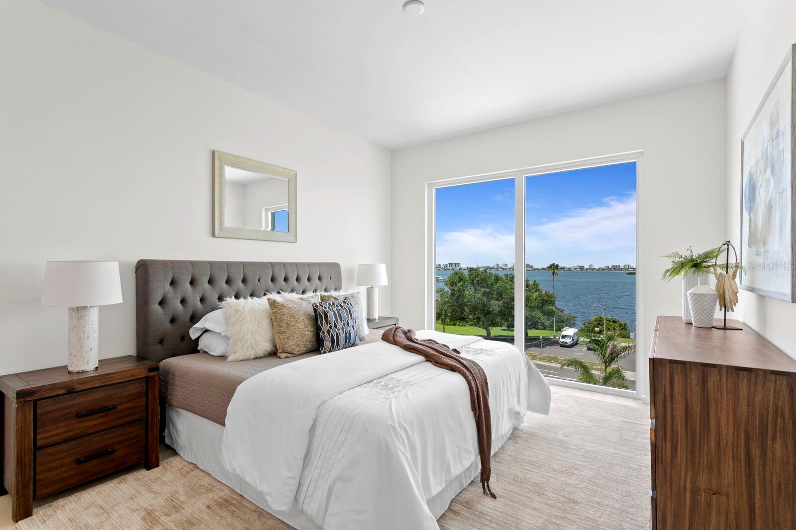 1020 SUNSET POINT RD RD #405, CLEARWATER, FL, 33755