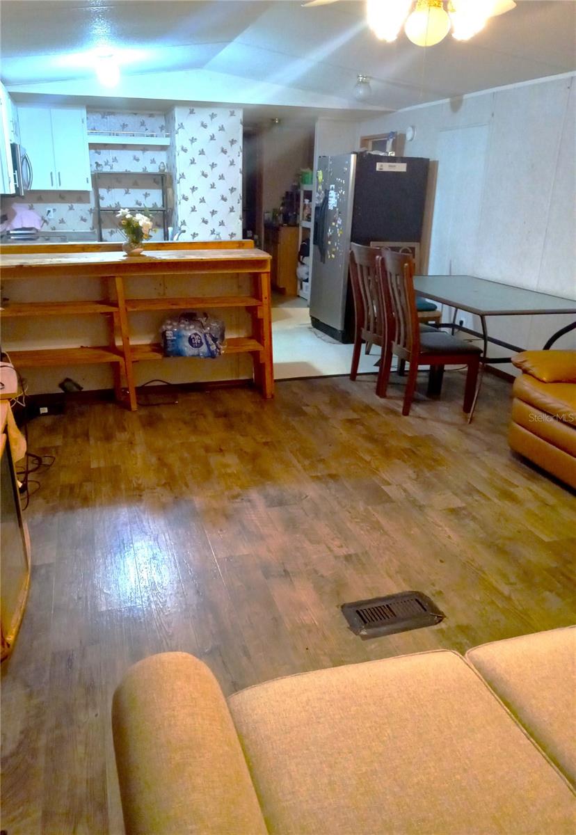 8040 HAMSTER DR, ZEPHYRHILLS, FL, 33540