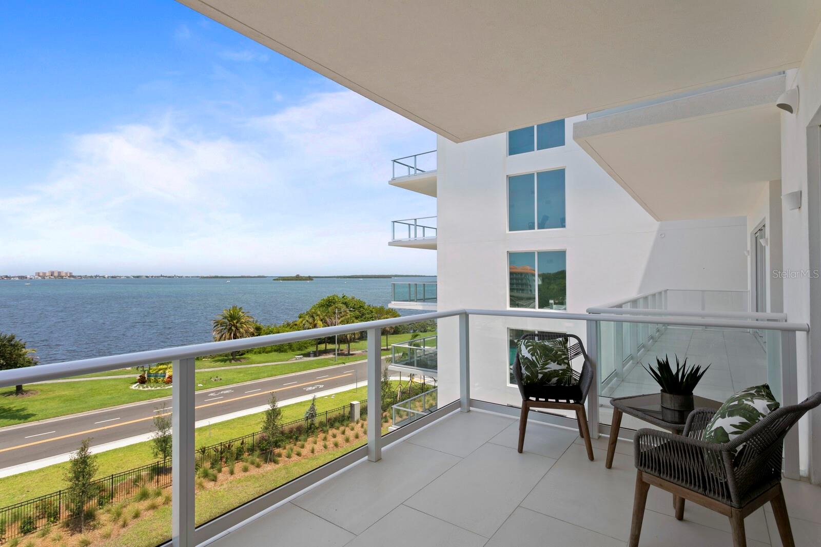 1020 SUNSET POINT RD #405, CLEARWATER, FL, 33755
