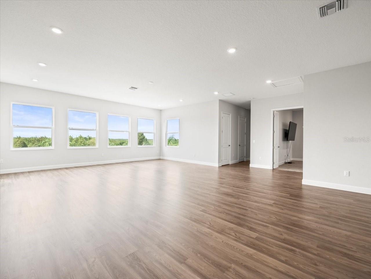 814 MANNS HARBOR DR, APOLLO BEACH, FL, 33572