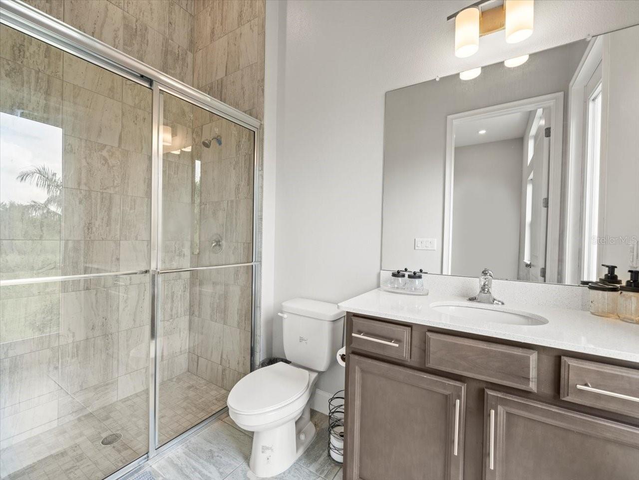 814 MANNS HARBOR DR, APOLLO BEACH, FL, 33572