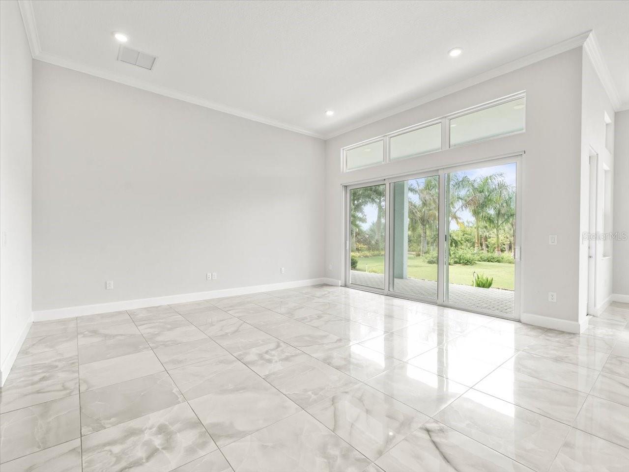 814 MANNS HARBOR DR, APOLLO BEACH, FL, 33572