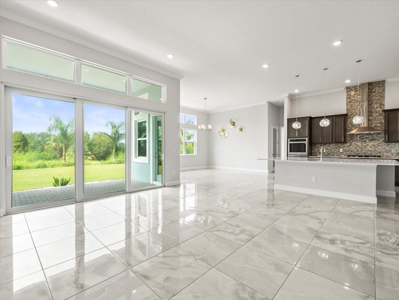 814 MANNS HARBOR DR, APOLLO BEACH, FL, 33572