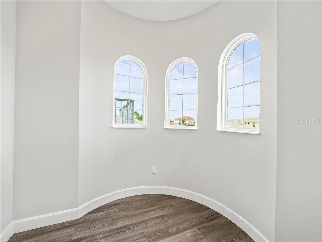 814 MANNS HARBOR DR, APOLLO BEACH, FL, 33572