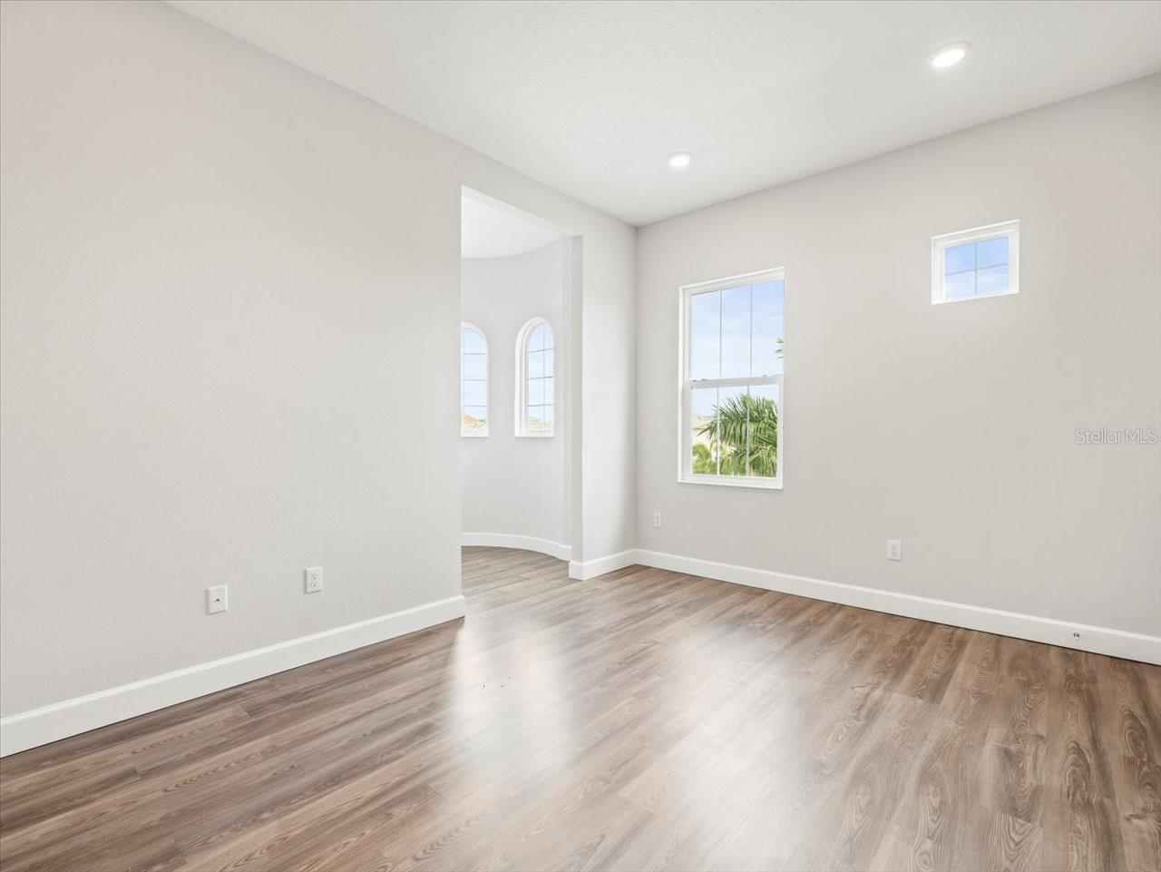 814 MANNS HARBOR DR, APOLLO BEACH, FL, 33572