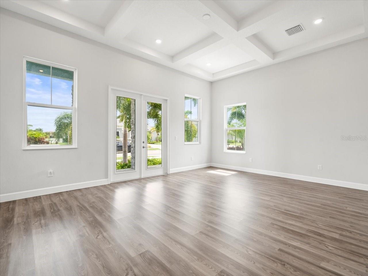 814 MANNS HARBOR DR, APOLLO BEACH, FL, 33572