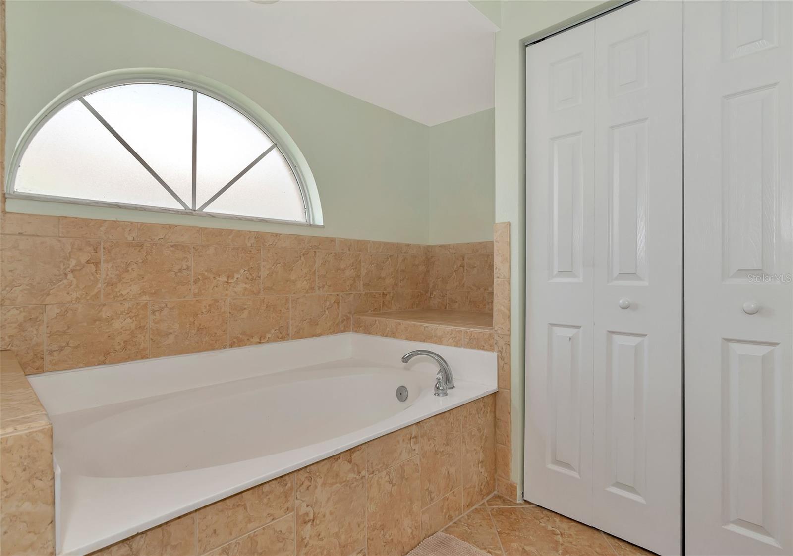 7115 39TH LN E, SARASOTA, FL, 34243