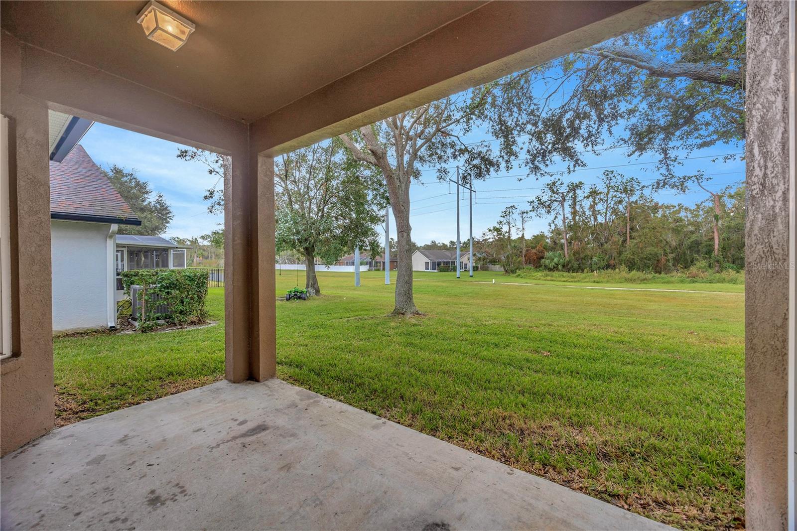 16835 HAWKRIDGE RD, LITHIA, FL, 33547
