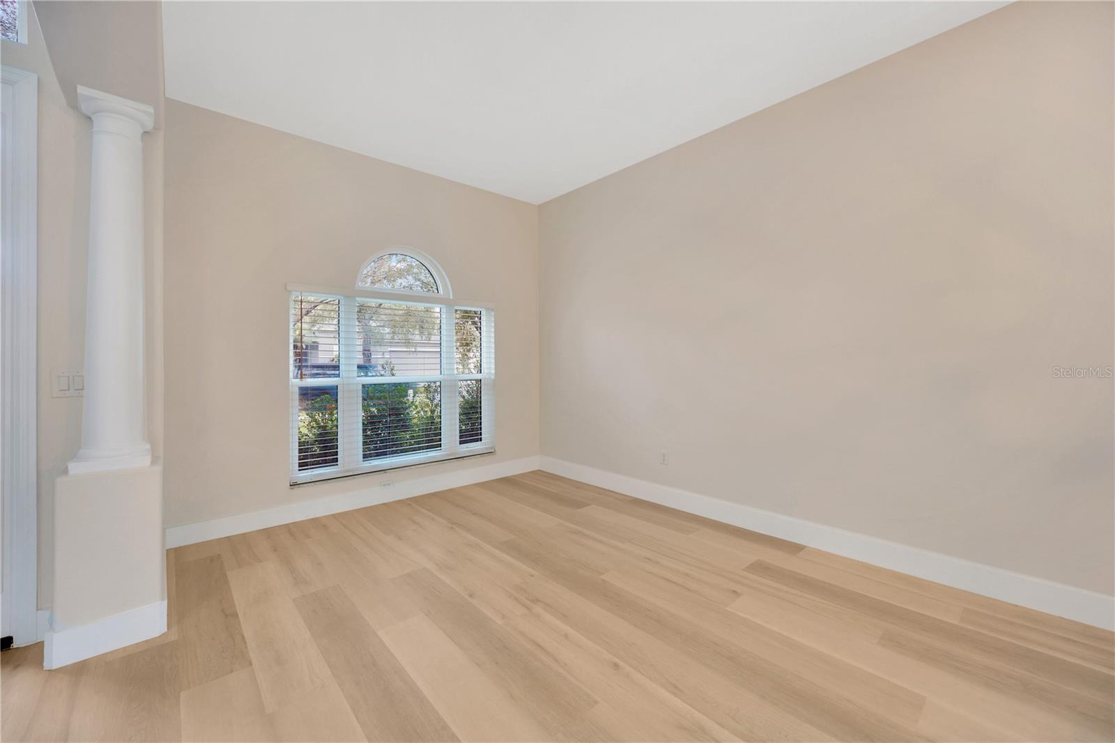 16835 HAWKRIDGE RD, LITHIA, FL, 33547