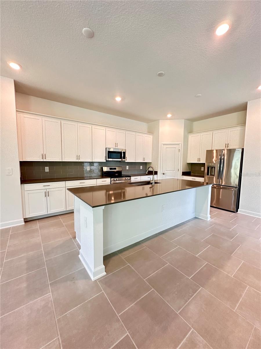 4298 EASTMINSTER RD, DAVENPORT, FL, 33837