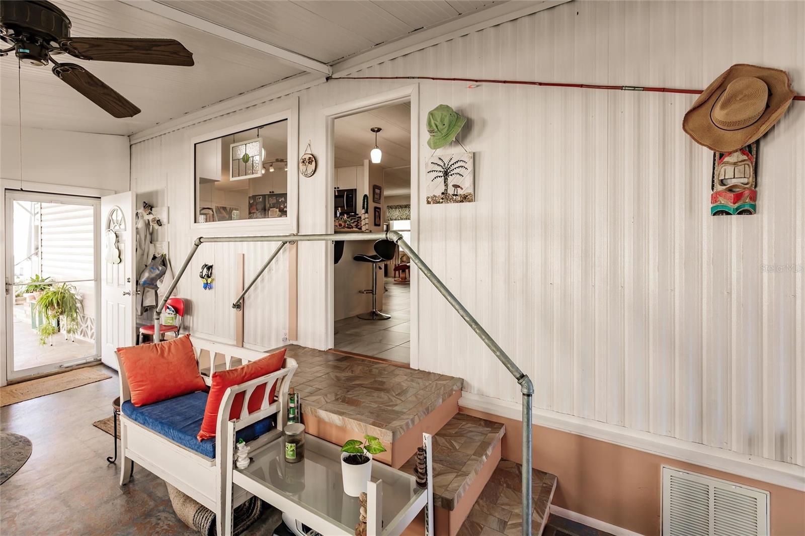 203 PALM AIR DR, OSPREY, FL, 34229