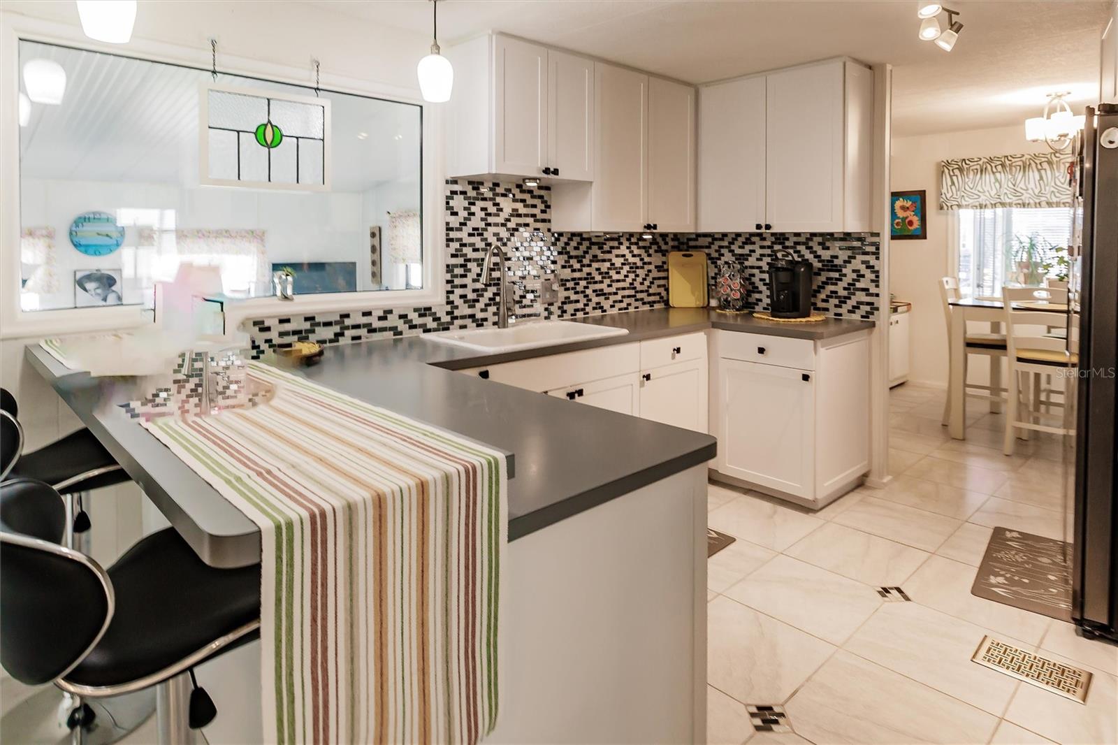 203 PALM AIR DR, OSPREY, FL, 34229