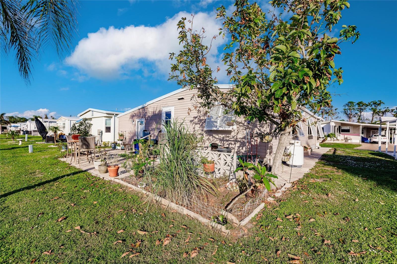 203 PALM AIR DR, OSPREY, FL, 34229